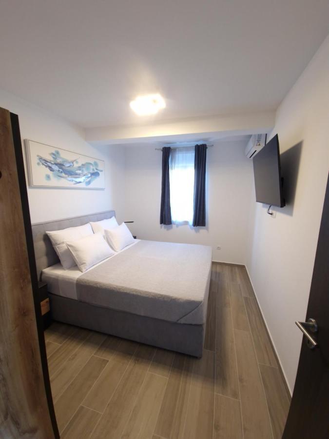 Apartments Marebella Lumbarda Exterior foto